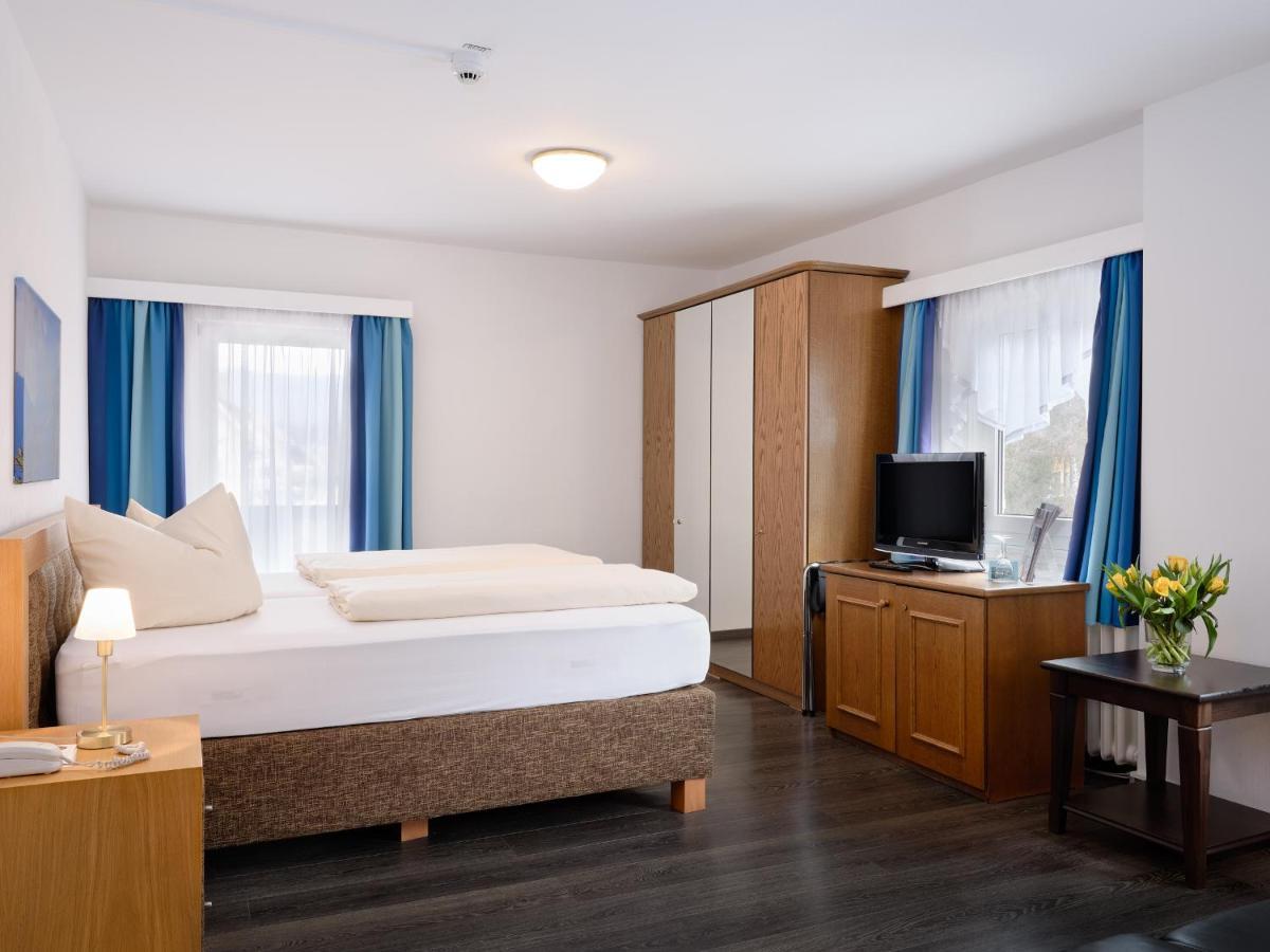 Gaestehaus Waldeck Titisee-Neustadt Kültér fotó